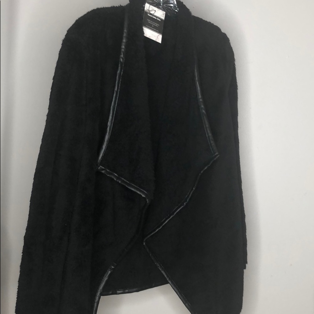 BLACK SHERPA CARDIGAN SWEATER - Picture 3 of 6